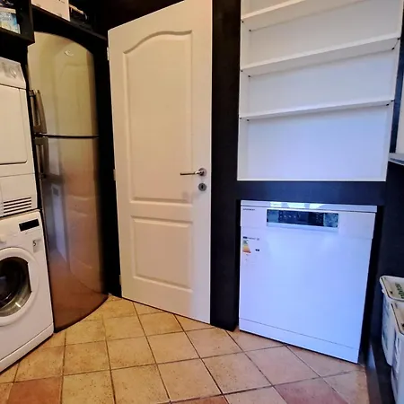 De L'ancienne Ecole De Sommiere