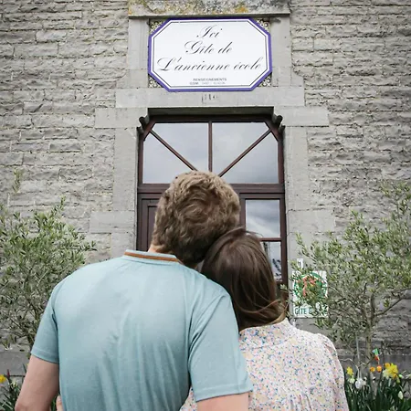 De L'ancienne Ecole De Sommiere Onhaye