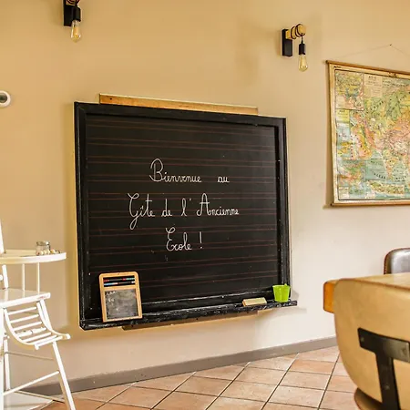 De L'ancienne Ecole De Sommiere