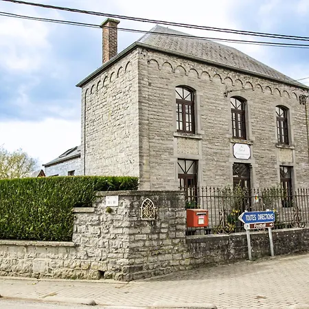 De L'ancienne Ecole De Sommiere Nyaraló